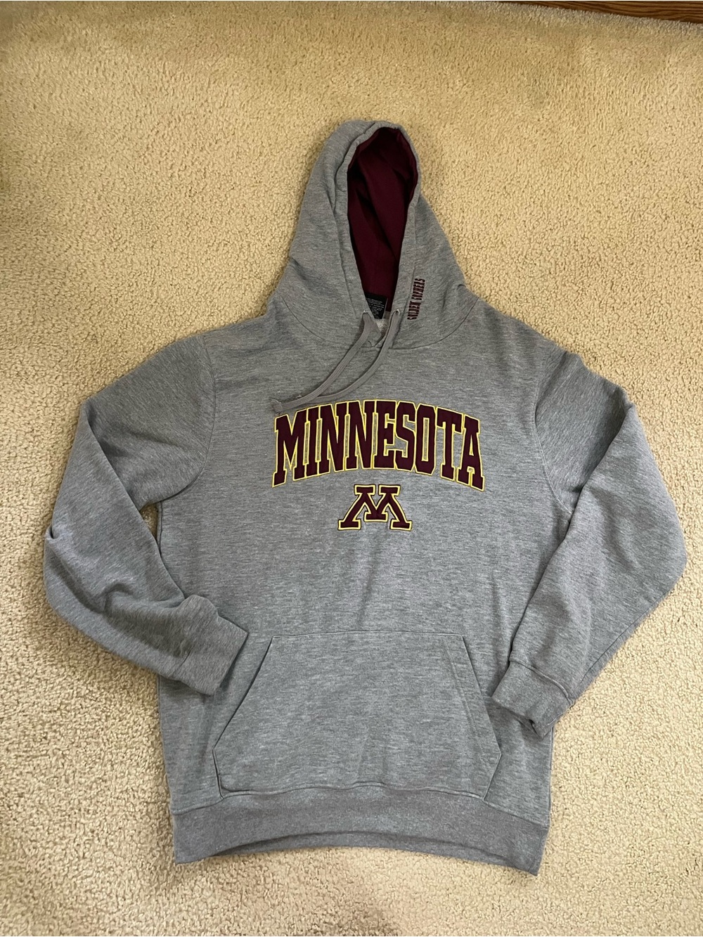 Colosseum Minnesota Golden Gophers Gray Hoodie - Large